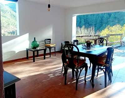 Planta baja: relax en una bodega especial